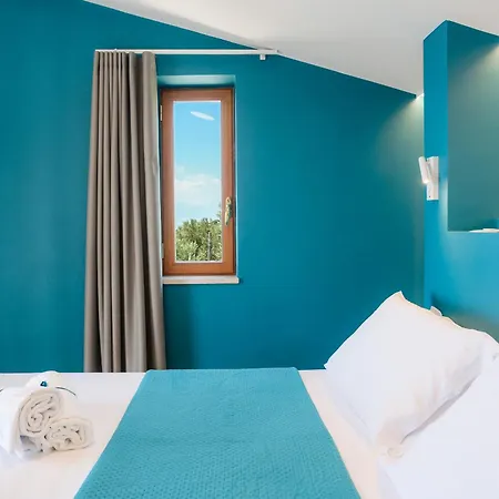 Casa Clementina Marciano Bed and Breakfast 4*