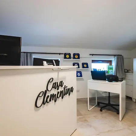 Casa Clementina Marciano Bed & Breakfast