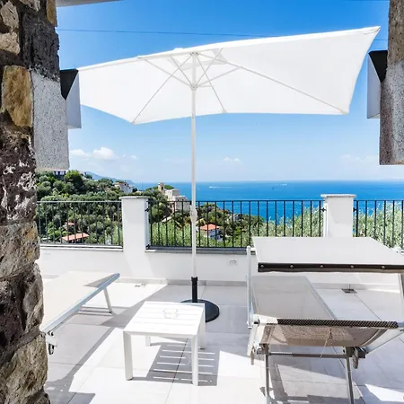 Casa Clementina Marciano