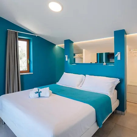 Casa Clementina Marciano 4*
