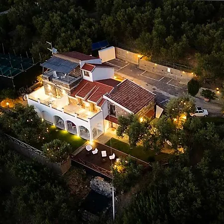 Casa Clementina Marciano 住宿加早餐酒店